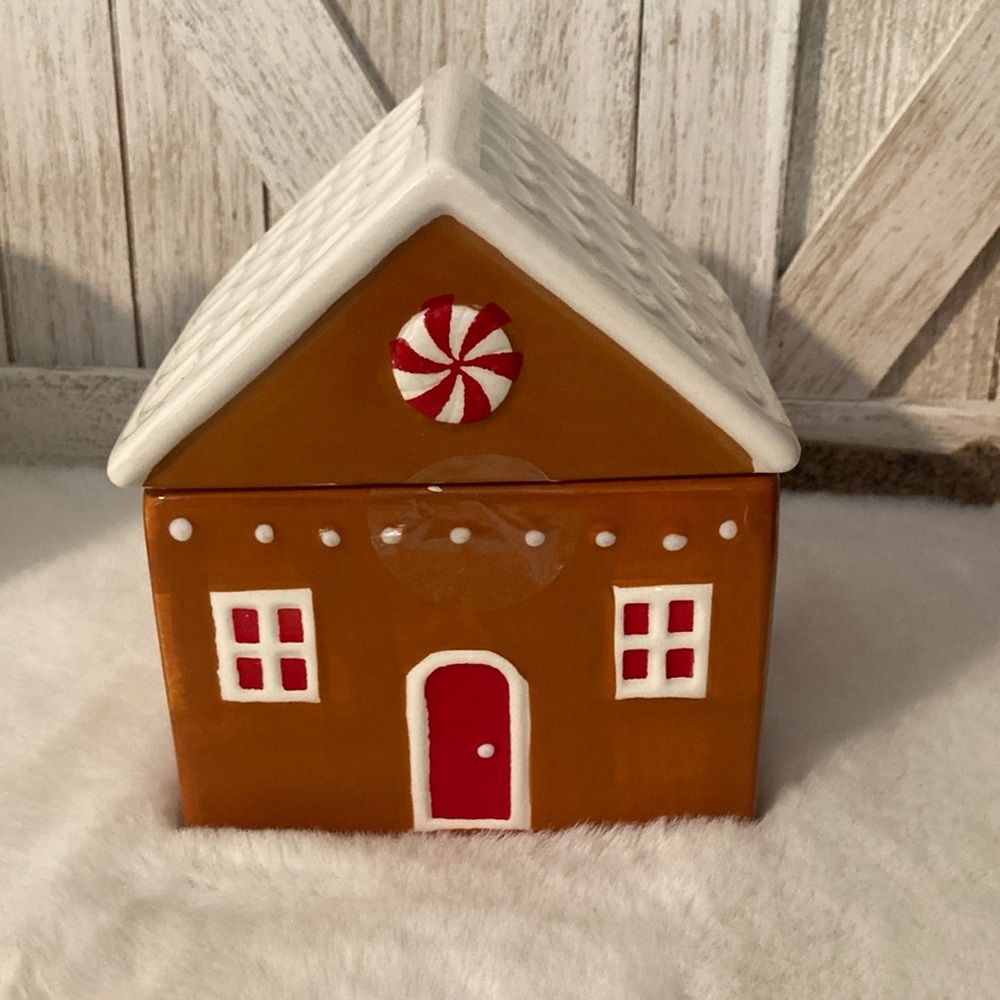 Target BP 2024 Christmas Gingerbread House Mini Cookie Jar